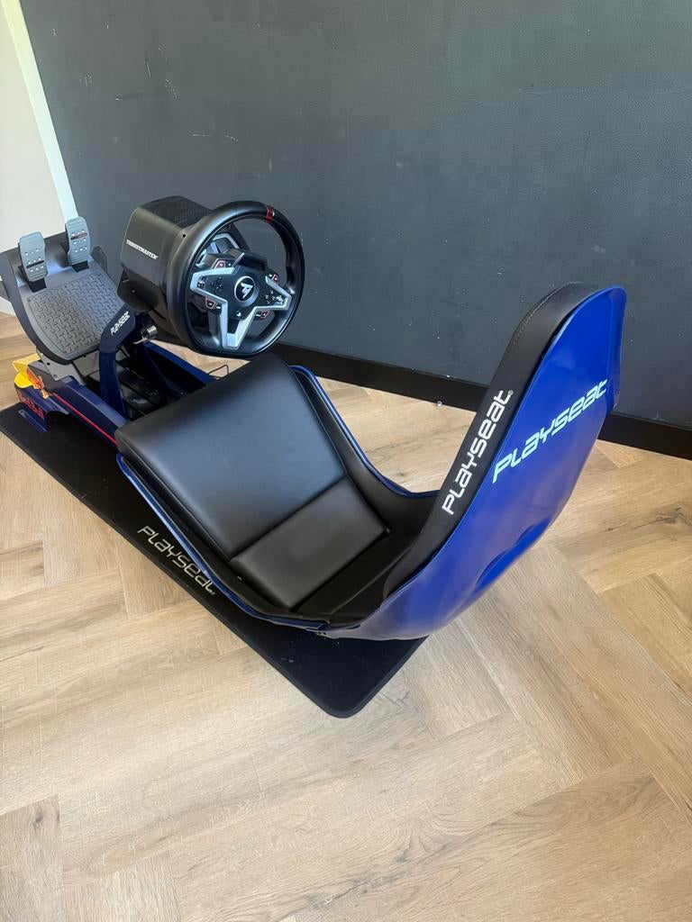 Playseat Red Bull Racing F1 Simulator met Thrustmaster T300R, Ophalen, Online, 1 speler, Racen en Vliegen