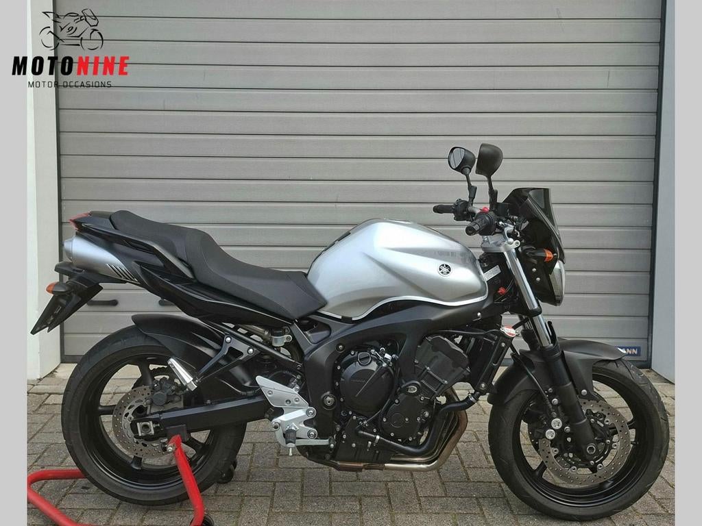 YAMAHA FZ 6 N FAZER (bj 2010), Motoren, Motoren | Yamaha, 4 cilinders, Motorrijbewijs A, Bedrijf, Onbekend