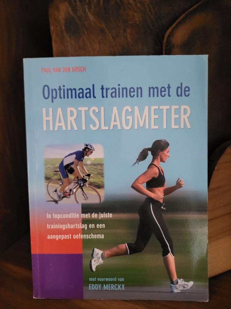 Optimaal trainen met de hartslagmeter - Paul van den Bosch, Boeken, Ophalen of Verzenden, Gelezen, Paul van den Bosch, Lopen en Fietsen