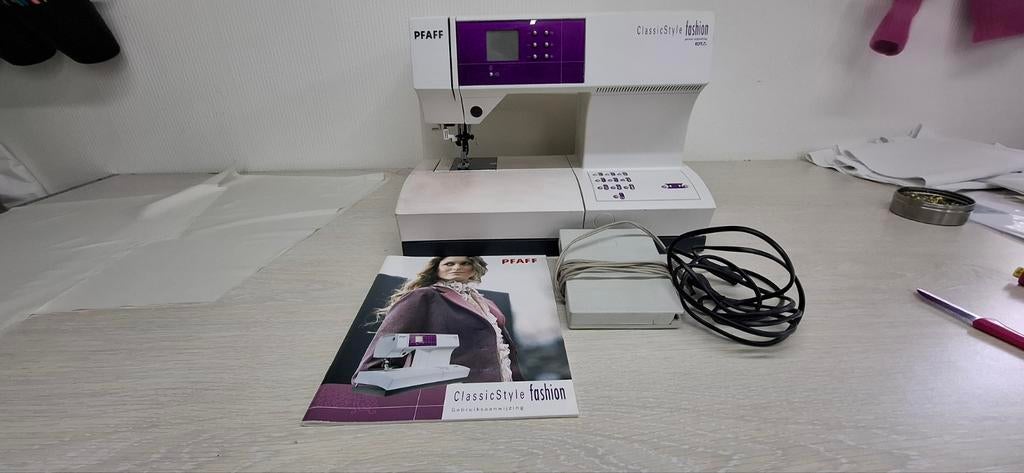 Pfaff Classic Style naaimachine, Hobby en Vrije tijd, Naaimachines en Toebehoren, Ophalen, Gebruikt, Naaimachine, Pfaff