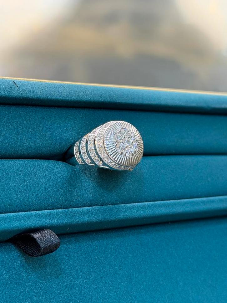 18KT Wit Goud - 1.70ct diamanten -Ring-Herenring -Mannenring, Sieraden, Tassen en Uiterlijk, Ringen, Nieuw, Dame, Wit, Goud, Ophalen