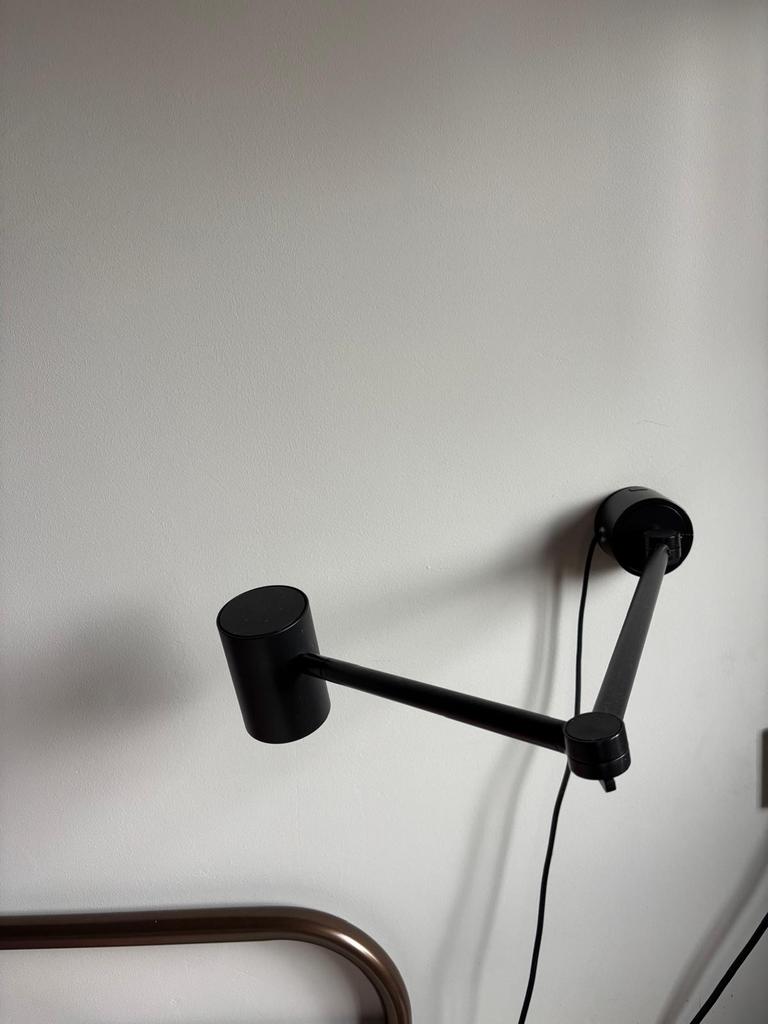 2x Zwarte verstelbare bedlampen - Modern design, Huis en Inrichting, Ophalen of Verzenden, Gebruikt, Metaal