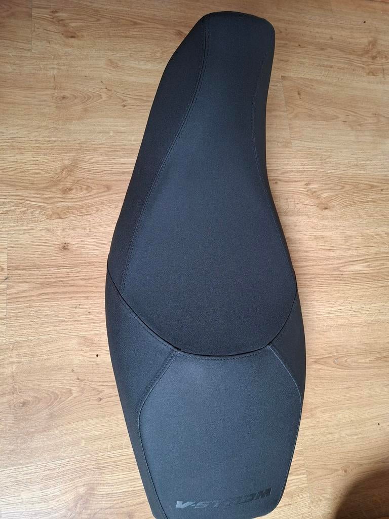 Origineel zadel Suzuki V-Strom 800 - Nieuwstaat, Ophalen