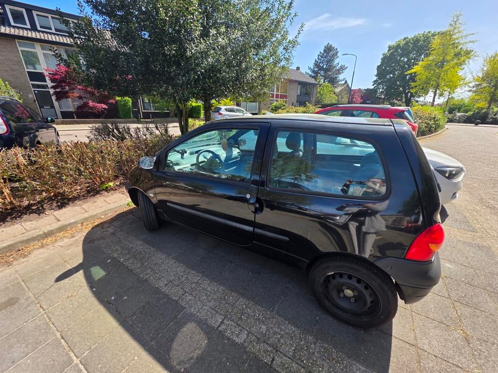 Renault Twingo 1.2 2005 Zwart, Auto's, Renault, Voorwielaandrijving, 600 kg, 4 cilinders, Zwart
