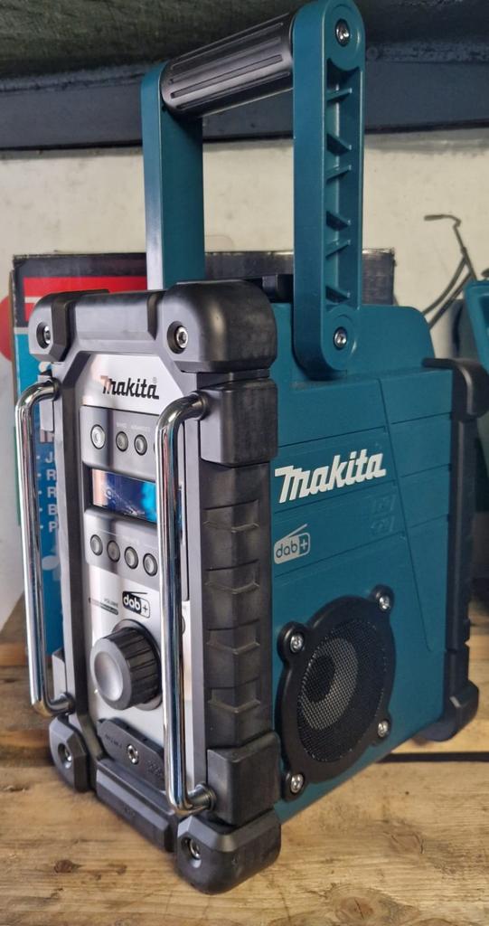 Nieuwe Makita radio DAB plus, Audio, Tv en Foto, Radio's, Ophalen, Zo goed als nieuw, Bouwradio