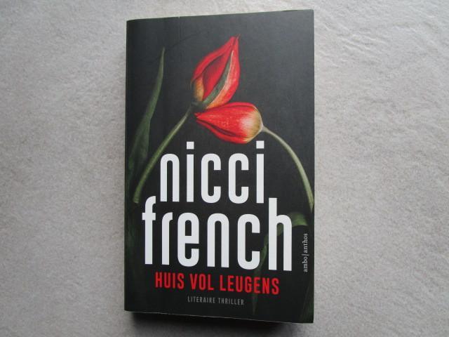 NICCI FRENCH : Huis vol leugens, Boeken, Thrillers, Zo goed als nieuw, Ophalen of Verzenden