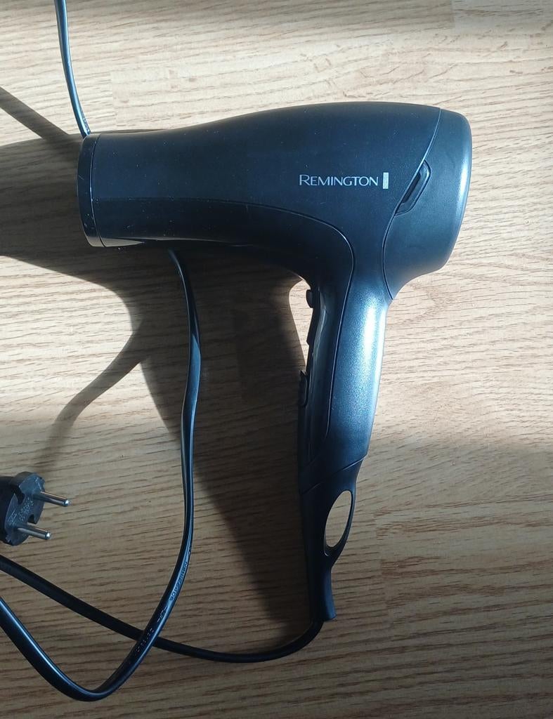 Remington Föhn - Krachtige Haardroger, Ophalen of Verzenden, Zo goed als nieuw, Haarverzorging