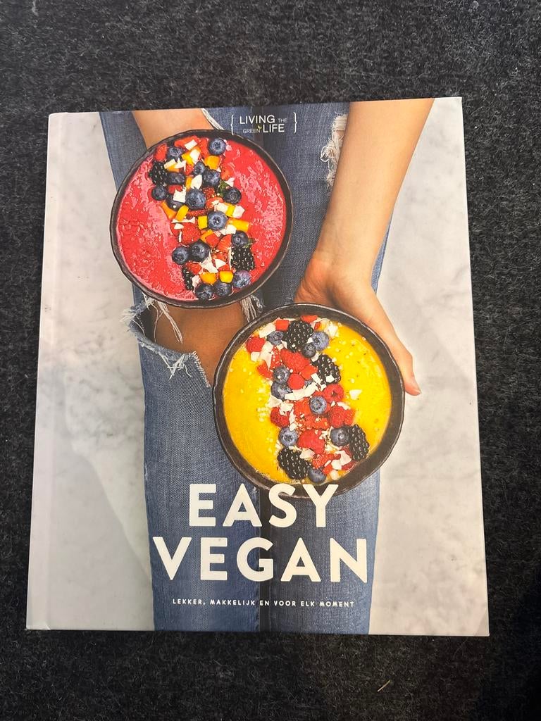 Easy Vegan kookboek, Boeken, Kookboeken, Ophalen of Verzenden, Gelezen, Vegetarisch