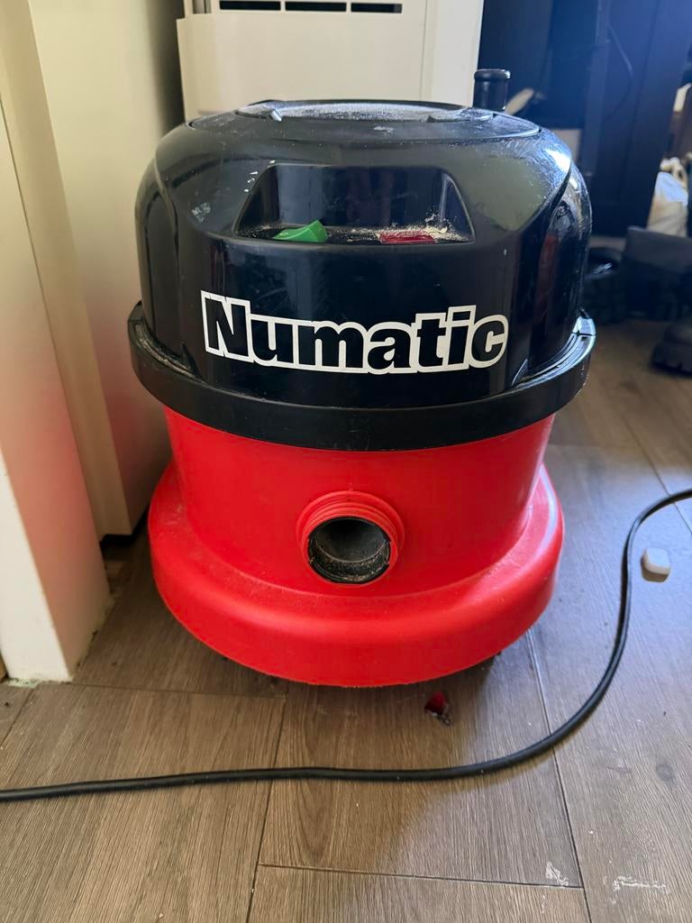 Numatic Stofzuiger - Krachtige en Betrouwbare Schoonmaak, Stofzak, Gebruikt, Stofzuiger, Ophalen of Verzenden