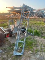 Poly bouwlift, Ophalen, Bouwlift