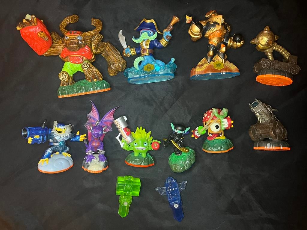 12 skylanders giants trap team etc poppetjes skylander, Spelcomputers en Games, Ophalen of Verzenden