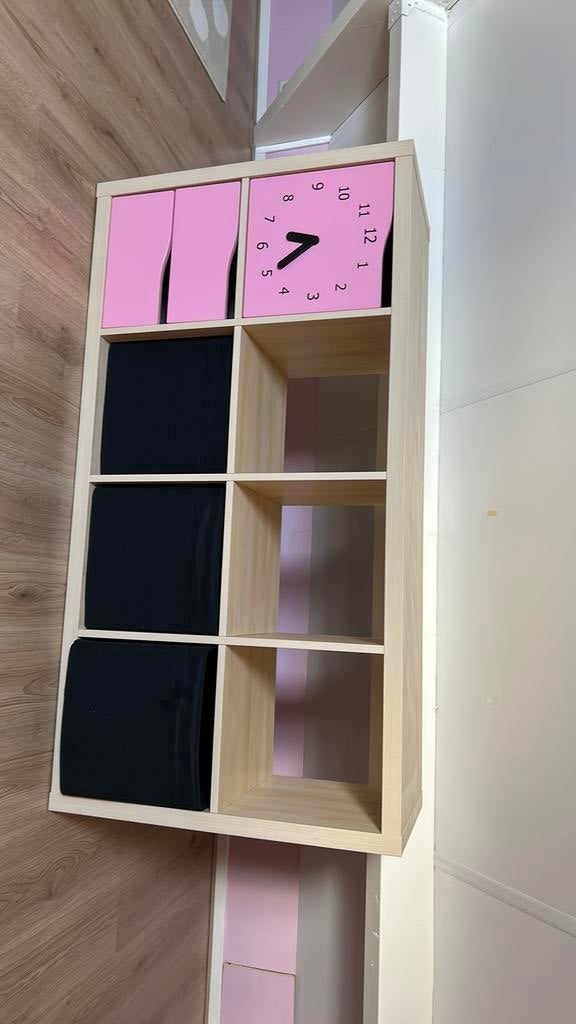 Nette ikea Kallax kast, Ophalen, 100 tot 150 cm, Zo goed als nieuw, Minder dan 100 cm
