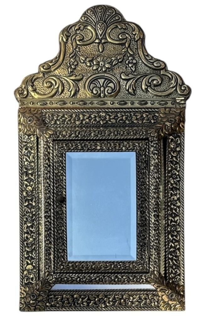 1415. Messing borstelkastje met spiegel, ca. 1900, Ophalen of Verzenden