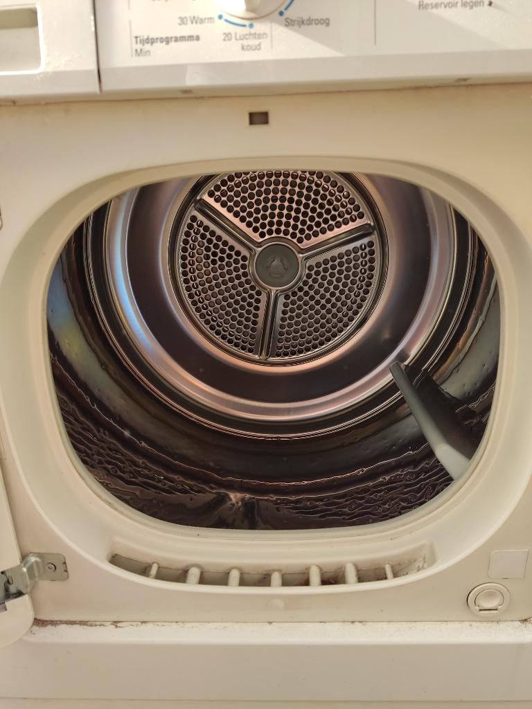 Condensdroger, Ophalen, 6 tot 8 kg, Zo goed als nieuw, 85 tot 90 cm