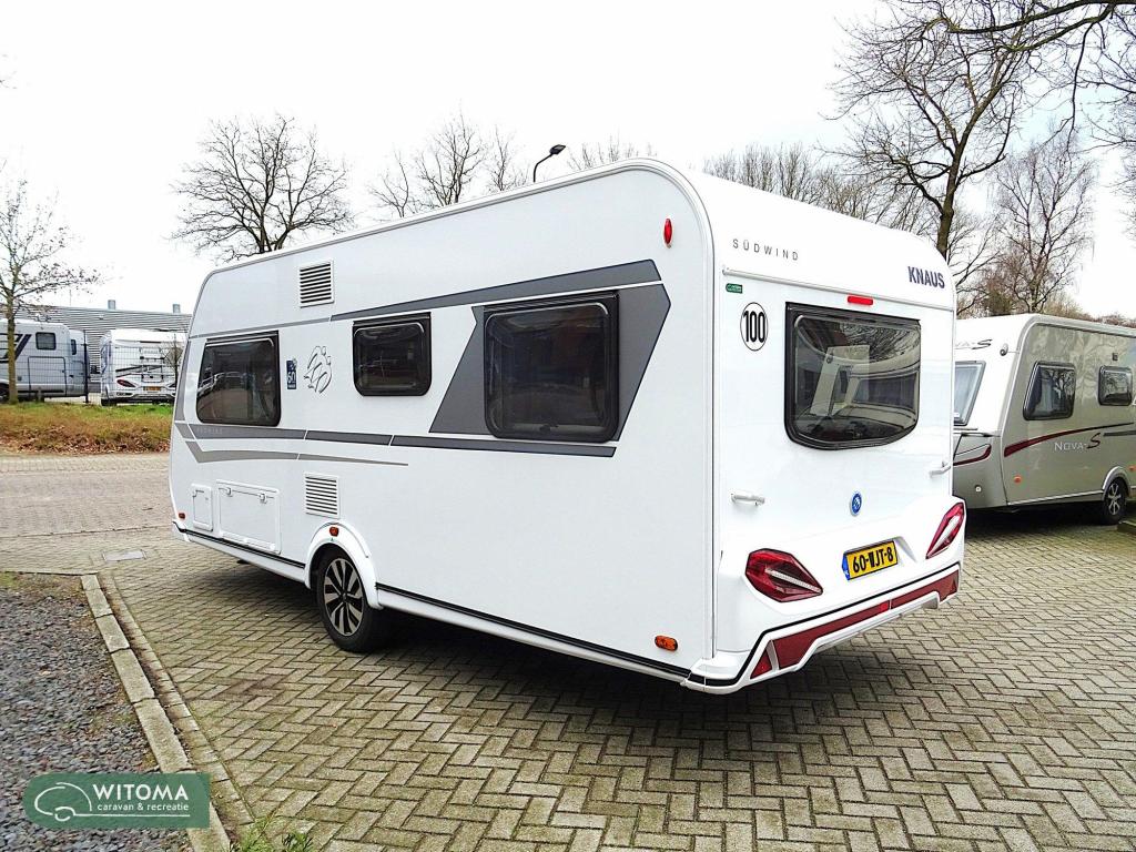 Knaus Sudwind 60 Years 500 FU Met grote koelkast 142ltr, Rondzit, Bedrijf, Overige typen, Schokbreker