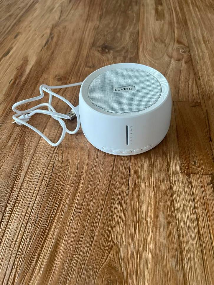 Luvion White Noise Speaker - Rustgevende Geluiden voor Baby', Kinderen en Baby's, Babyfoons, Zo goed als nieuw, Ophalen of Verzenden