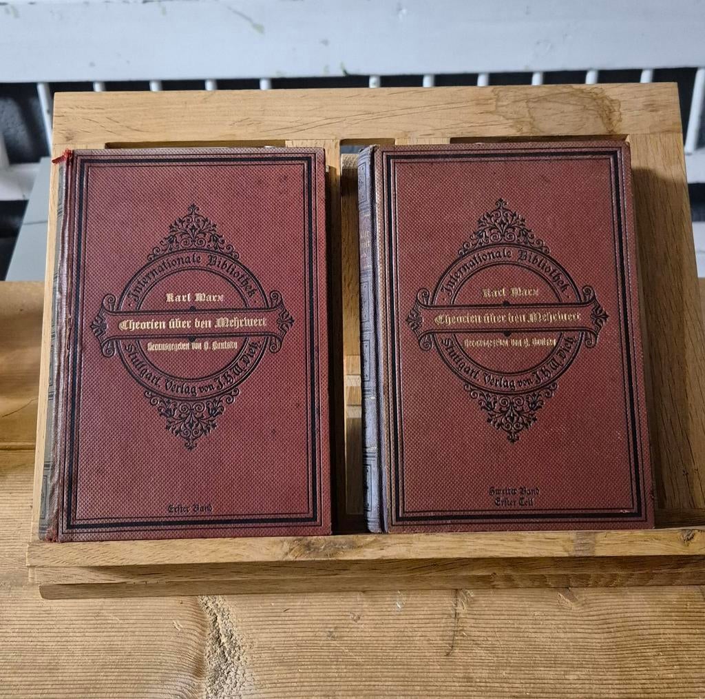 Antiquarische boekenset Karl Marx Theorien über den Mehrwert, Ophalen