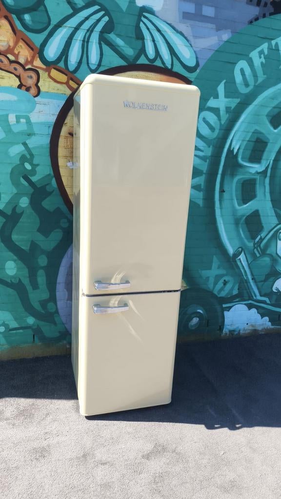 Zeer nette Wolkenstein koelkast! Retro! Bezorgen & garantie, 200 liter of meer, Ophalen of Verzenden, Zo goed als nieuw, Met vriesvak