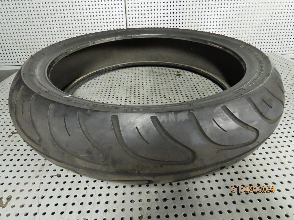 Yokohama F006RR voorband achterband band 130/60-17 NOS, Gebruikt, Ophalen of Verzenden