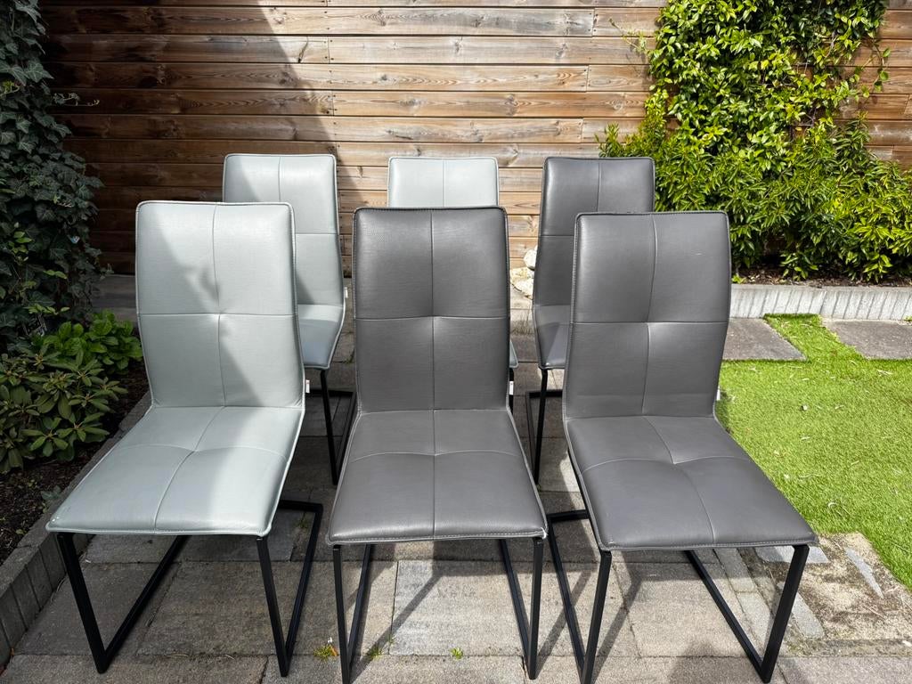 Eetkamerstoelen Xooon, Huis en Inrichting, Stoelen, Ophalen, Gebruikt, Grijs, Metaal