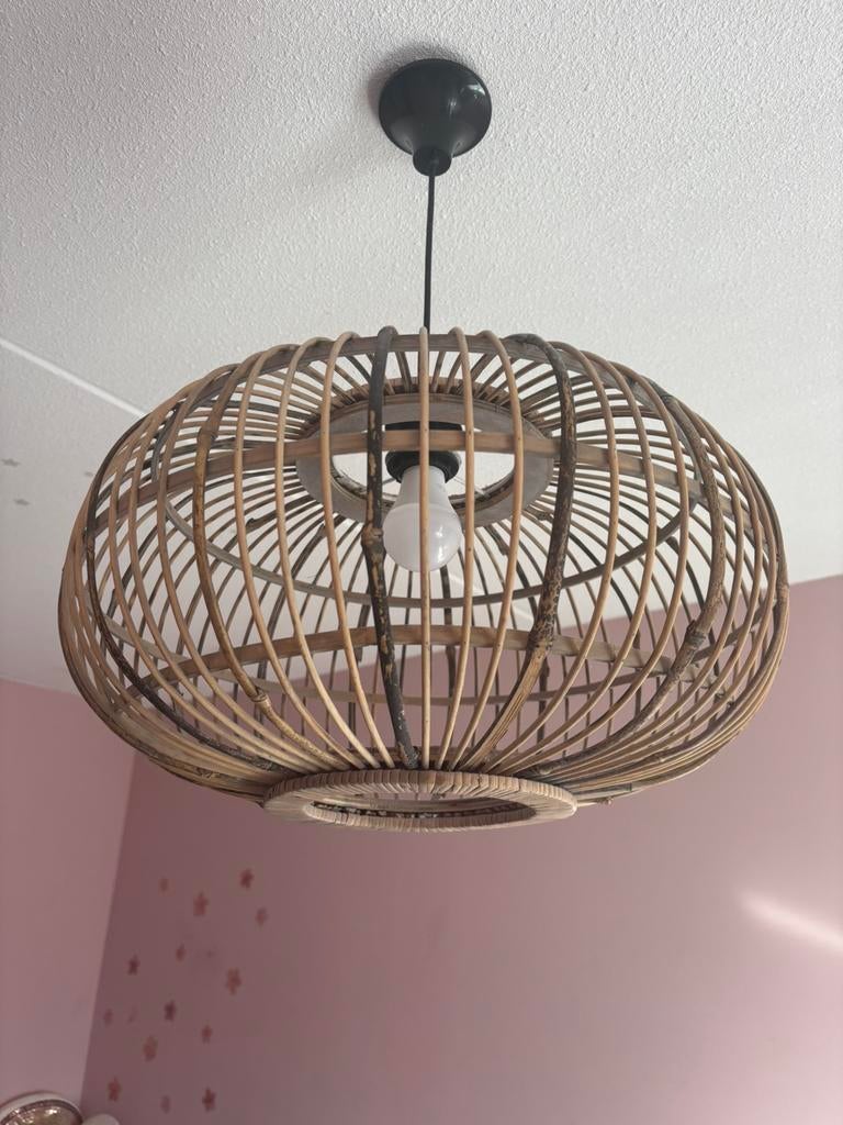 Rotan lampenkap hanglamp, Huis en Inrichting, Lampen | Hanglampen, Ophalen of Verzenden, Zo goed als nieuw, Minder dan 50 cm