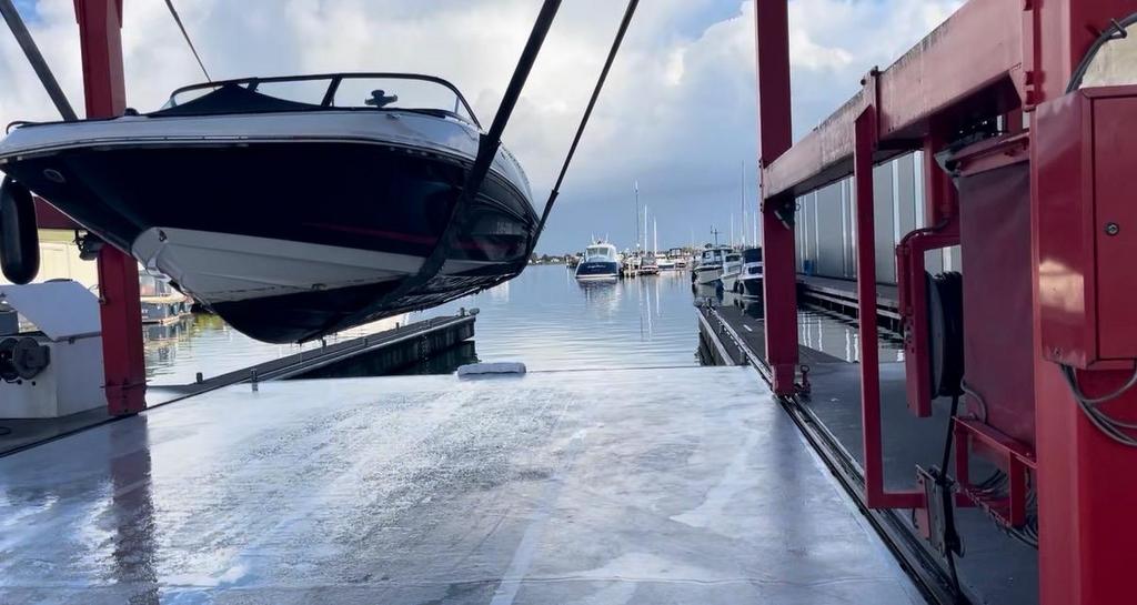 Bayliner VR5 – 200pk V6 – Inclusief Steinbacher Trailer, Watersport en Boten, Speedboten, Ophalen, Gebruikt, 6 meter of meer, 200 pk of meer