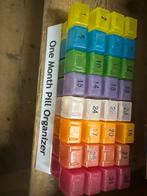 Pillen doos maand, Ophalen of Verzenden, Gebruikt