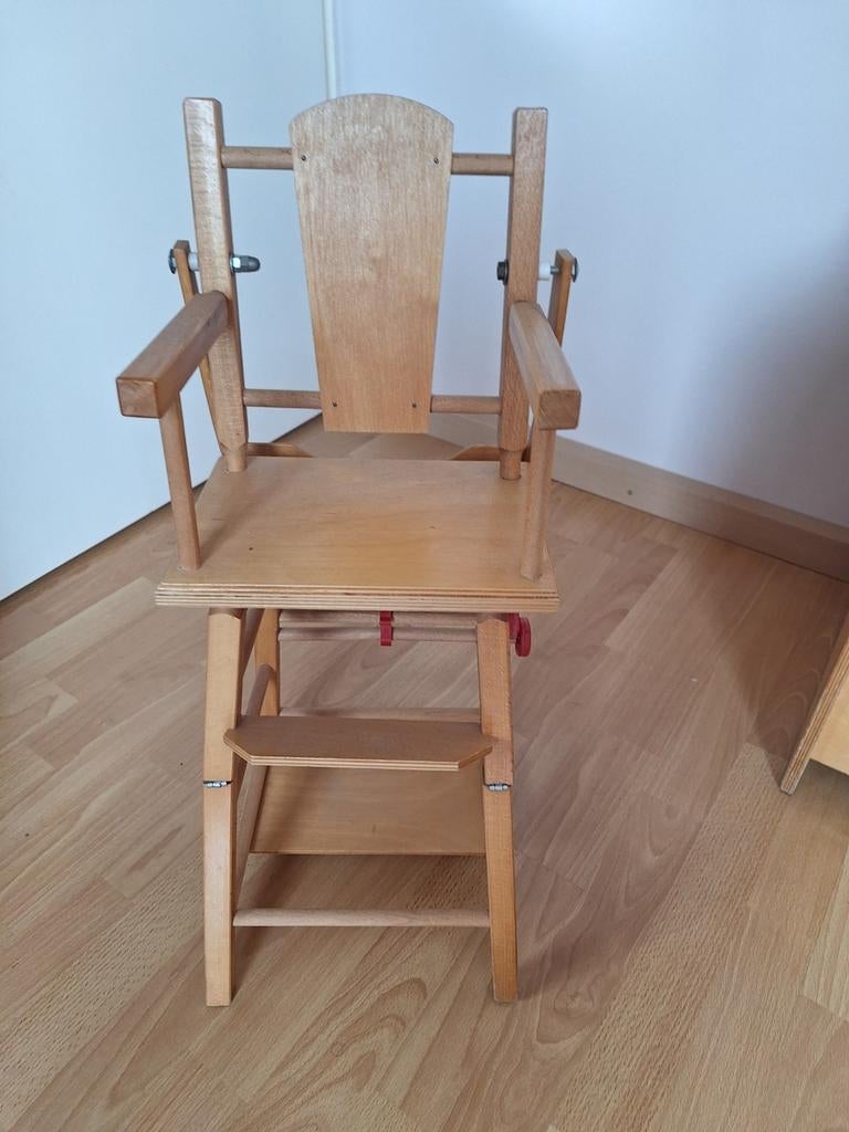 Poppenstoel, Ophalen