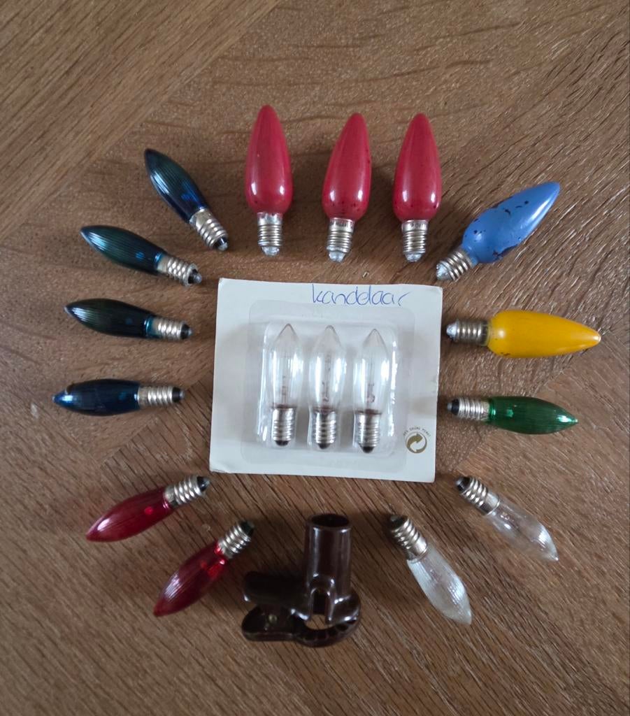 17 stuks vintage kerst lampjes 3W. 14V. E10, Diversen, Kerst, Ophalen of Verzenden, Nieuw
