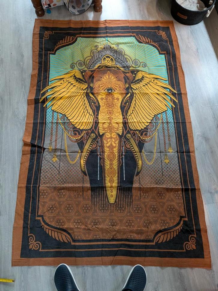 Wandkleed Olifant - Decoratief Textiel voor aan de Muur, Huis en Inrichting, Woonaccessoires | Wanddecoraties, Zo goed als nieuw
