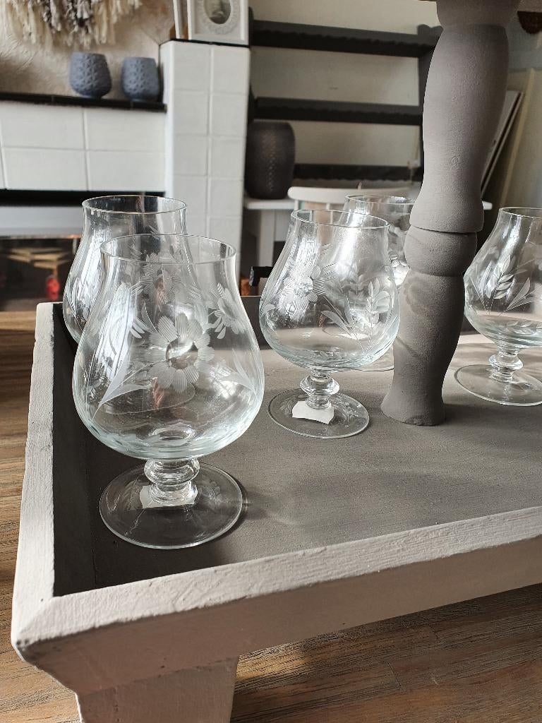 Sierlijk cognac glas, Antiek en Kunst, Antiek | Glas en Kristal, Ophalen of Verzenden