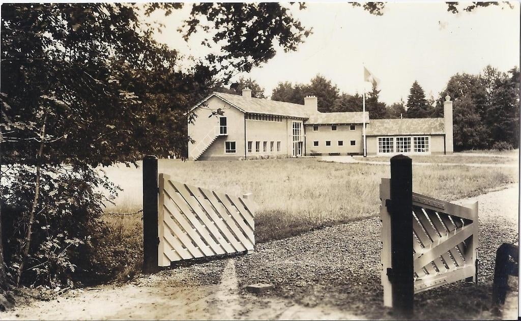 Y3 ongelopen ansichtkaart jeugdherberg het putven chaam, Ophalen of Verzenden, 1980 tot heden, Gelopen