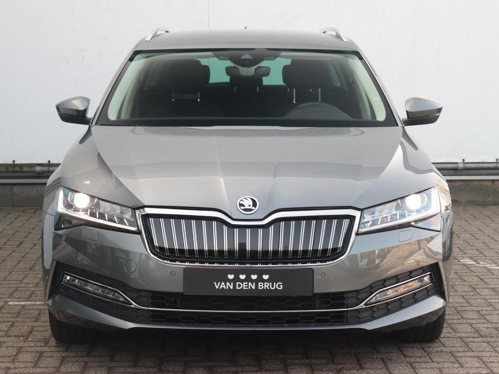 Skoda Superb 1.4 TSI iV Business Edition Plus | Wegklapbare, Stof, Gebruikt, 4 cilinders, Plug-in hybride