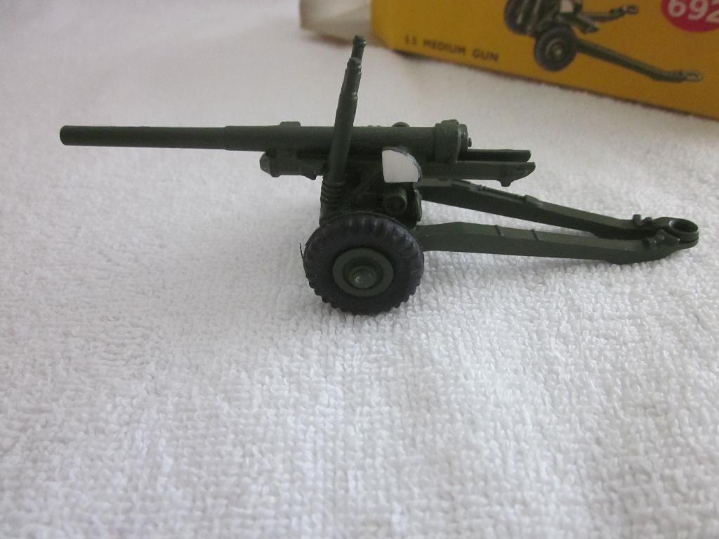 Dinky Toys 5.5 Medium Gun in originele doos mint condition 2, Ophalen of Verzenden, Nieuw, Overige typen, Dinky Toys