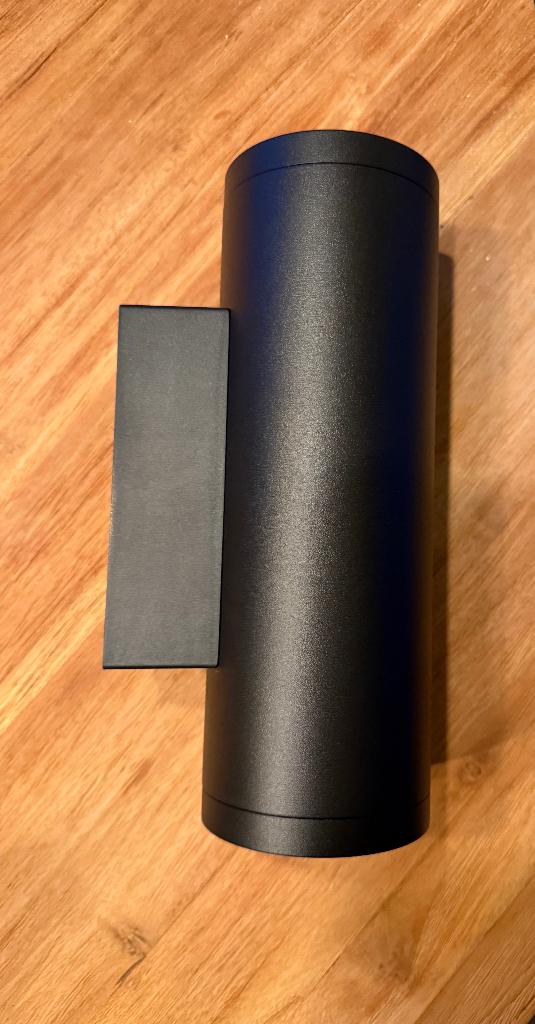 Hue wandlamp Appear Gloednieuw, Minder dan 50 watt, Wandlamp, Ophalen of Verzenden, Netvoeding