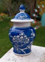 Kleine vaas van Chinees porselein, Antiek en Kunst, Ophalen of Verzenden