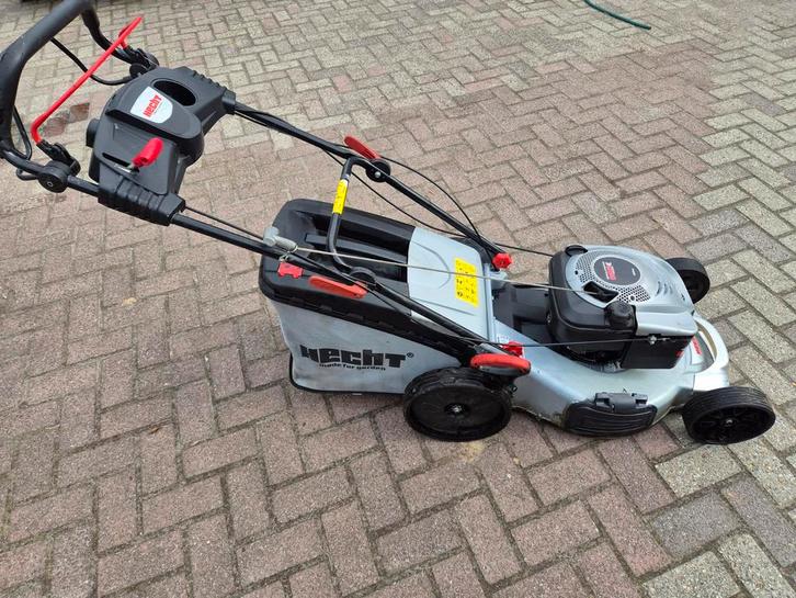 hele nette hecht zelfrijdende grasmaaier, Tuin en Terras, Grasmaaiers, Gebruikt, 50 cm of meer, Cirkelmaaier, Mulchfunctie, Opvangbak