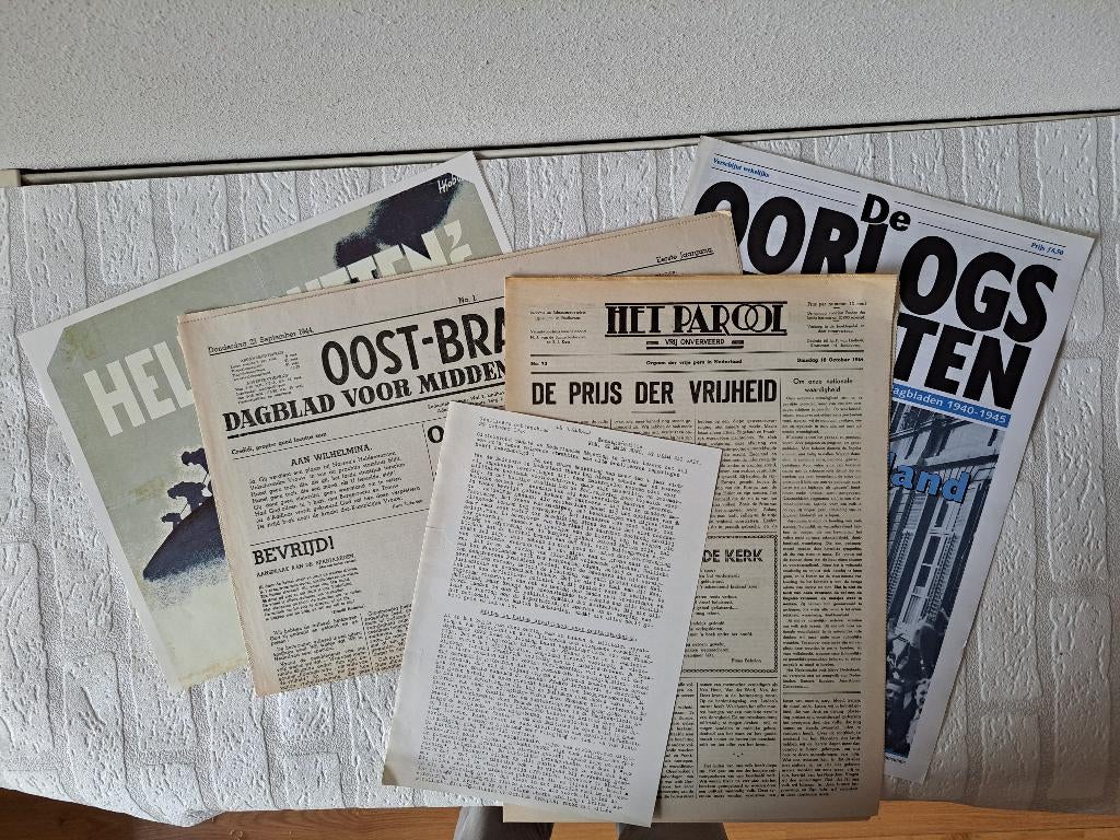 Pak-48 Helpt Putten's jeugd (36x58cm) + 4 kranten, Verzamelen, Militaria | Tweede Wereldoorlog, Ophalen of Verzenden, Overige soorten
