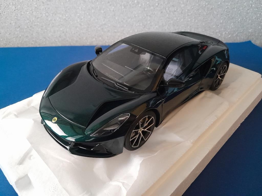1:18 TopSpeed Lotus Emira, Hobby en Vrije tijd, Modelauto's | 1:18, Ophalen of Verzenden, Nieuw, Auto, Overige merken