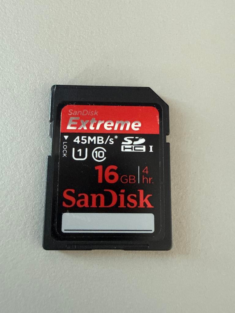 SanDisk Extreme SDHC 16GB Geheugenkaart 45MB/s, Ophalen of Verzenden, Zo goed als nieuw, Fotocamera, 16 GB