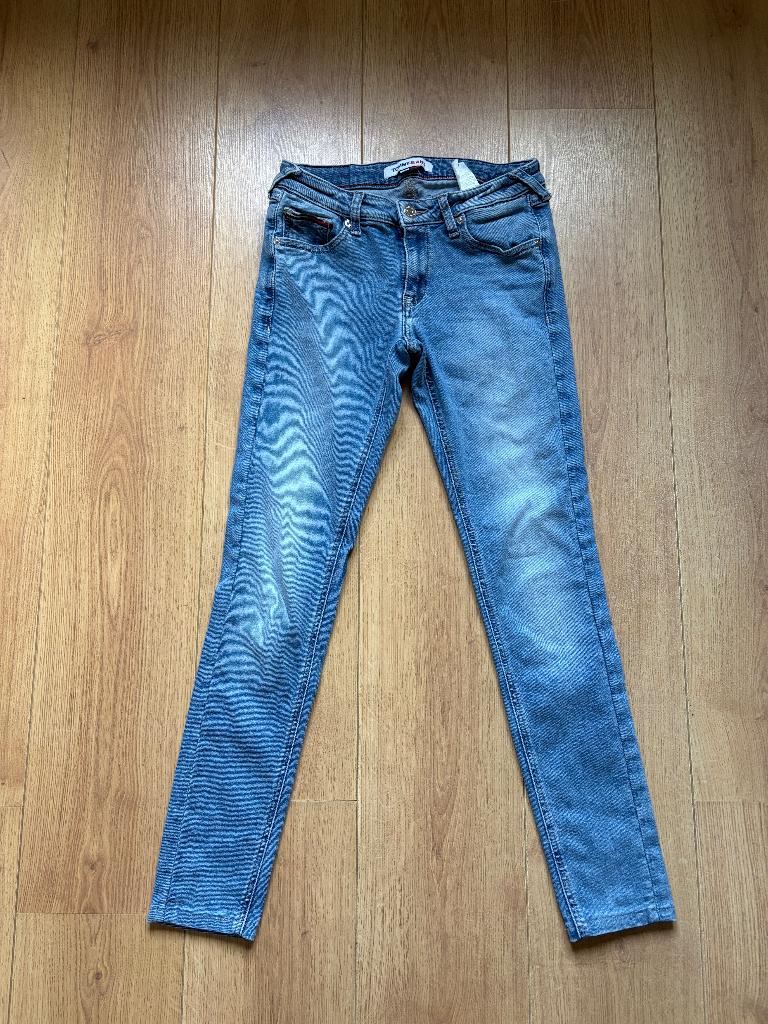 Tommy Hilfiger jeans, Kleding | Dames, Spijkerbroeken en Jeans, Blauw, Ophalen of Verzenden, Zo goed als nieuw, W28 - W29 (confectie 36)
