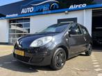 Renault Twingo 1.2-16V Authentique /Nieuwe apk/Nieuwe distri, Voorwielaandrijving, Gebruikt, 31 €/maand, 4 cilinders
