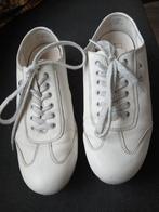 Nette schoenen mt40 (merk:Medicus), Medicus, Wit, Ophalen of Verzenden, Sneakers of Gympen
