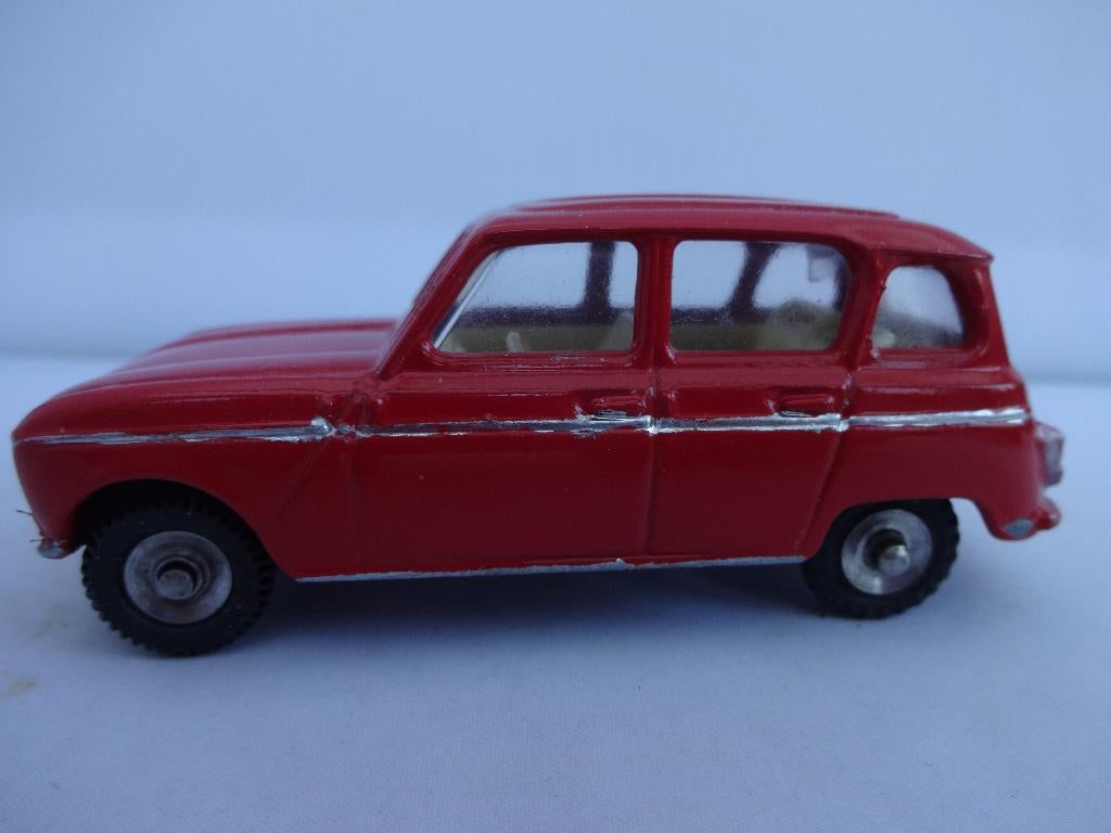 DINKY TOYS FRANCE - 518 - Renault 4L - Orange avec Grandes Jantes