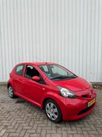 Toyota Aygo 1.0 12V Vvt-i 5DRS 2009, Auto's, Toyota, Voorwielaandrijving, Stof, Zwart, 4 stoelen
