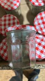 16 jam potjes rood wit, Ophalen