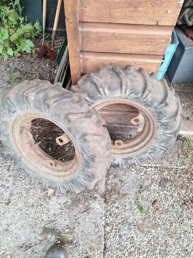 Agria banden met spoorverbreders, Tuin en Terras, Hand-tuingereedschap, Ophalen