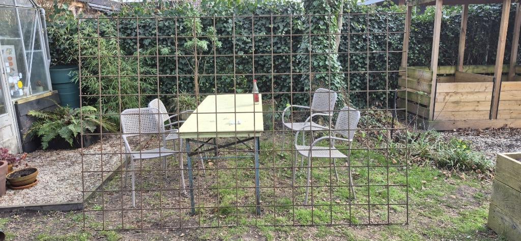 Stuk betongaas van 255 x 166 cm. Vlakken zijn 15 cm, Tuin en Terras, Ophalen, Gebruikt, Minder dan 10 meter