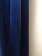 Velourse marine blauwe gordijnen, Huis en Inrichting, Ophalen, Gebruikt, 2 gordijnen hoogte 2.48/ breedte 2.35, 200 cm of meer