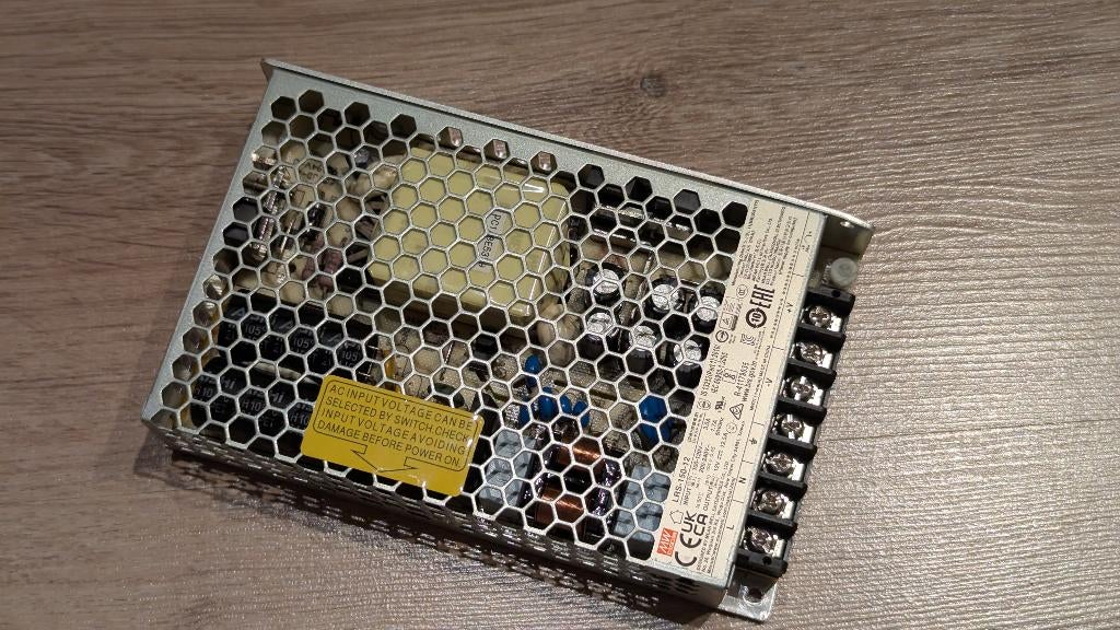 Meanwell Mean Well LRS-150-12 150W 12V voeding, Ophalen of Verzenden, Zo goed als nieuw